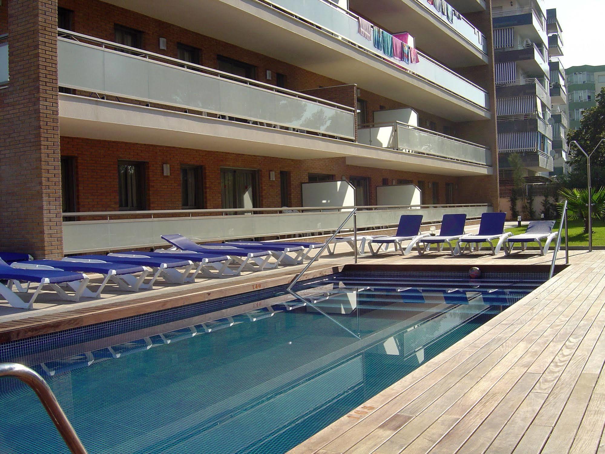 Apartamentos Salou Center Екстериор снимка